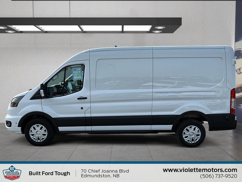 2025 Ford E-Transit Cargo Van BASE