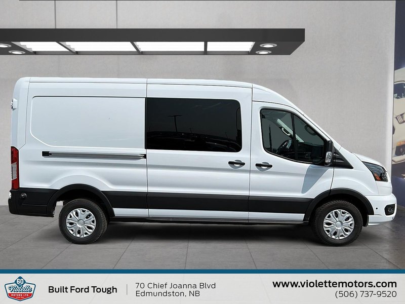 2025 Ford E-Transit Cargo Van BASE