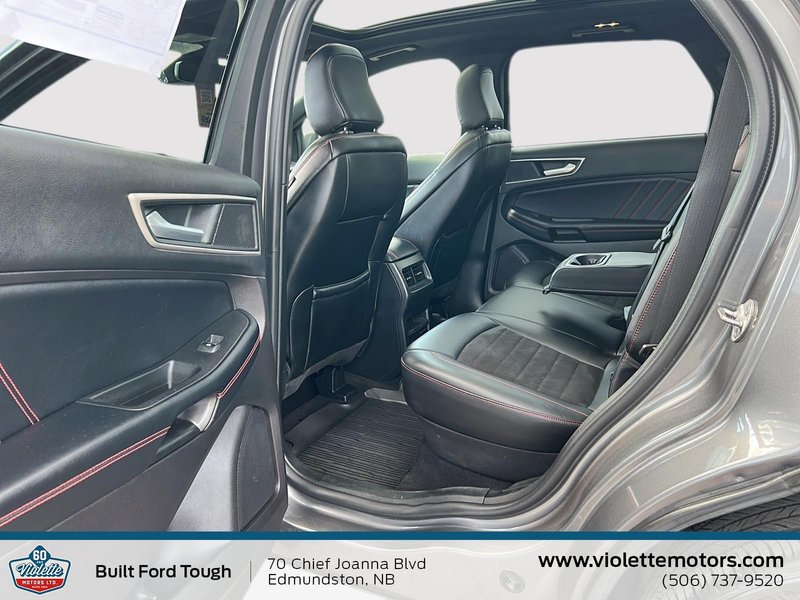 2022 Ford Edge ST Line