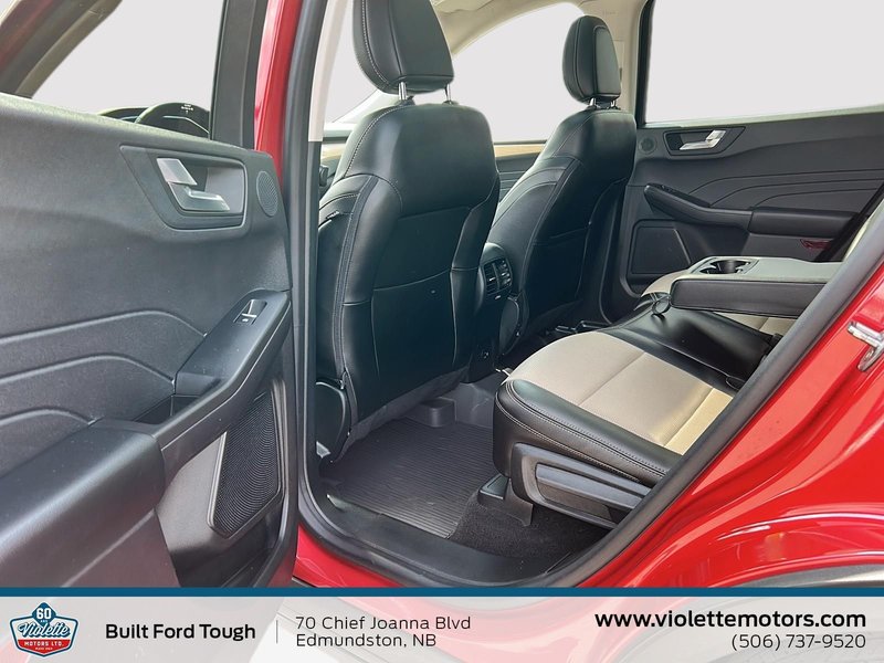 2021 Ford Escape Titanium Hybrid