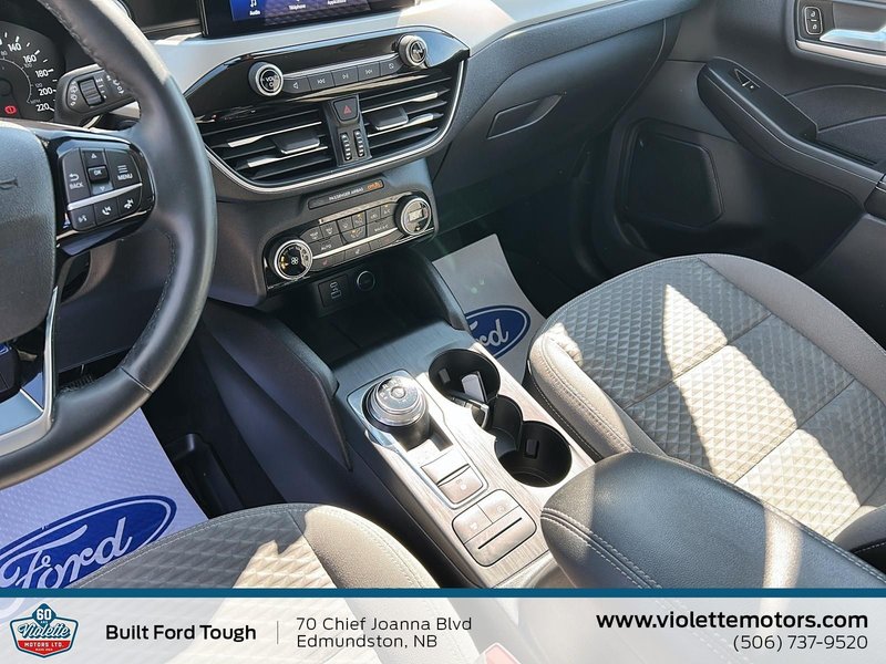 2021 Ford Escape SE