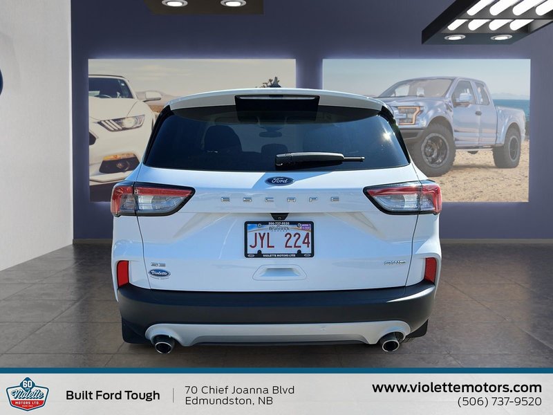 2021 Ford Escape SE