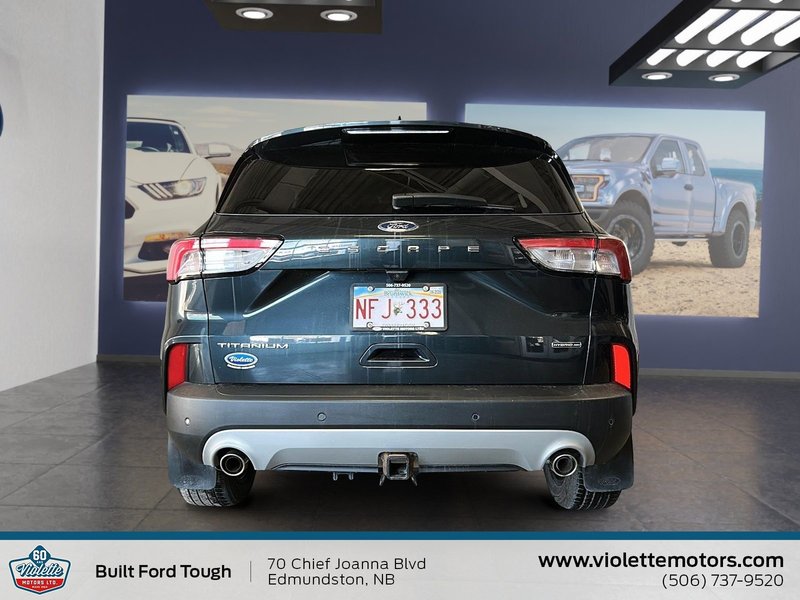 2022 Ford Escape Titanium Hybrid