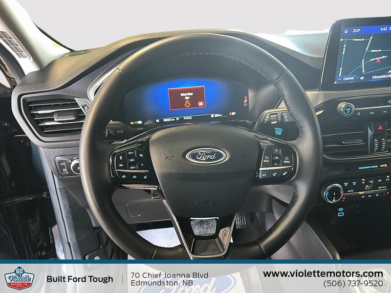 2022 Ford Escape Titanium Hybrid