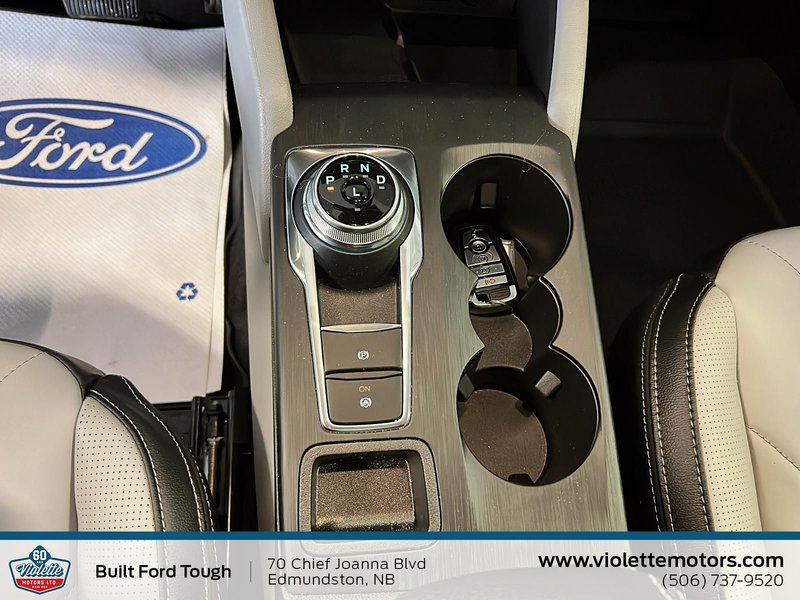 2025 Ford Escape Platinum