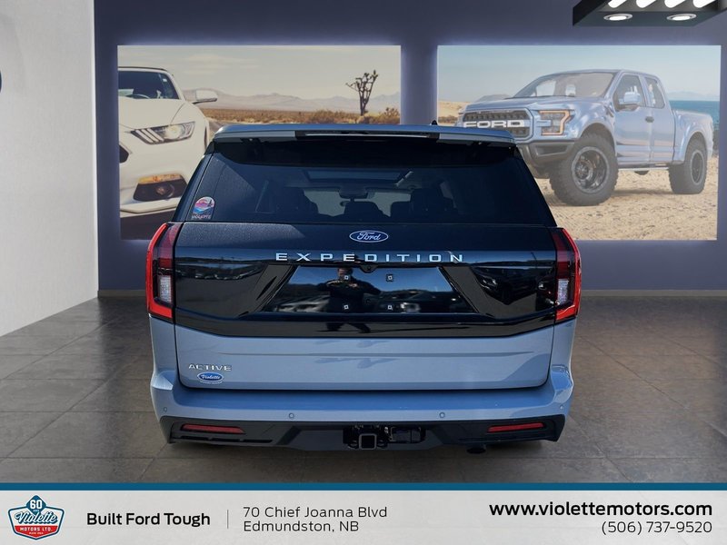 2025 Ford Expedition Active