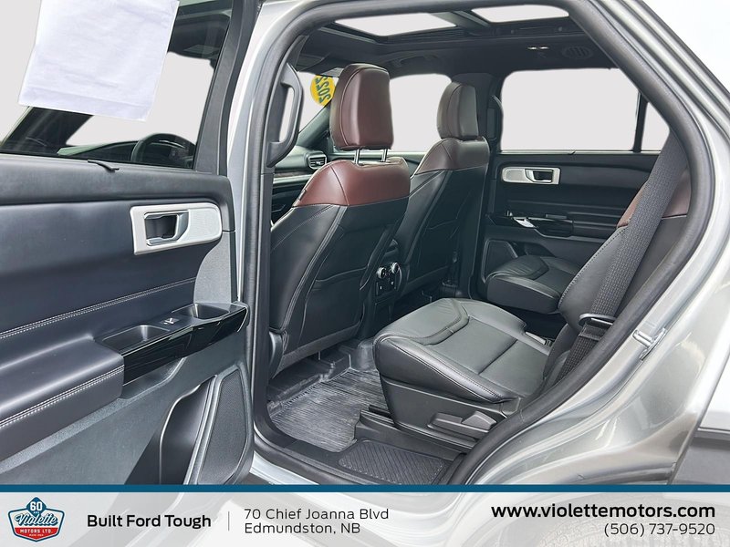 Ford Explorer Platinum 2022