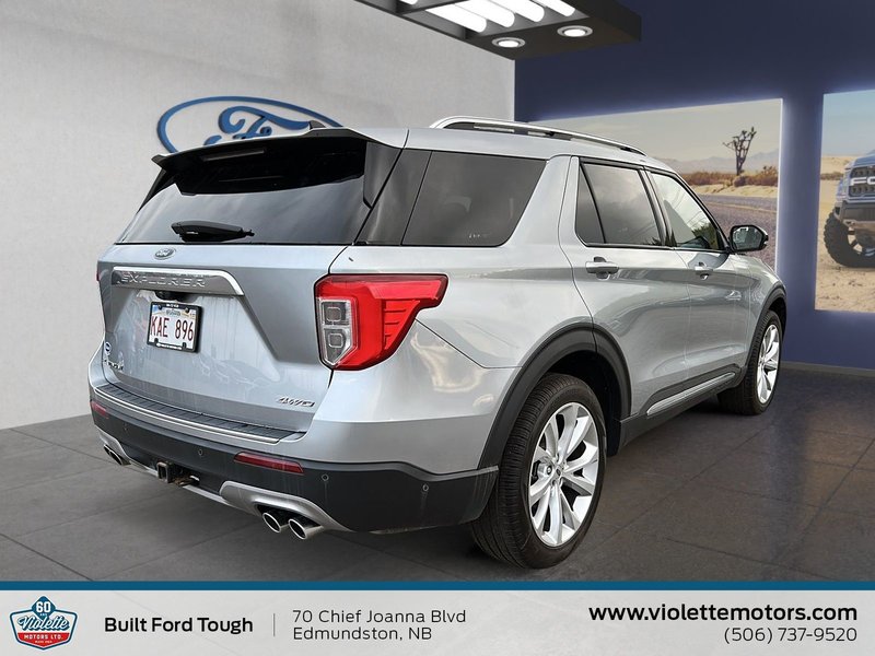 Ford Explorer Platinum 2022