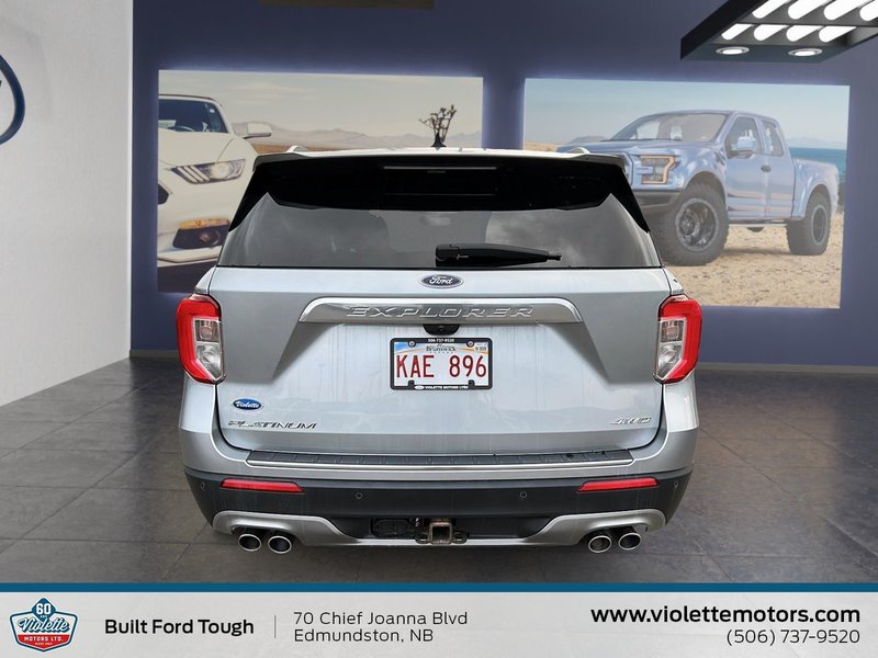 Ford Explorer Platinum 2022