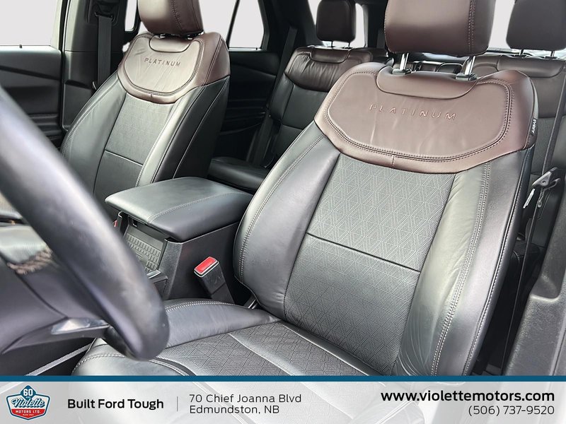 Ford Explorer Platinum 2022