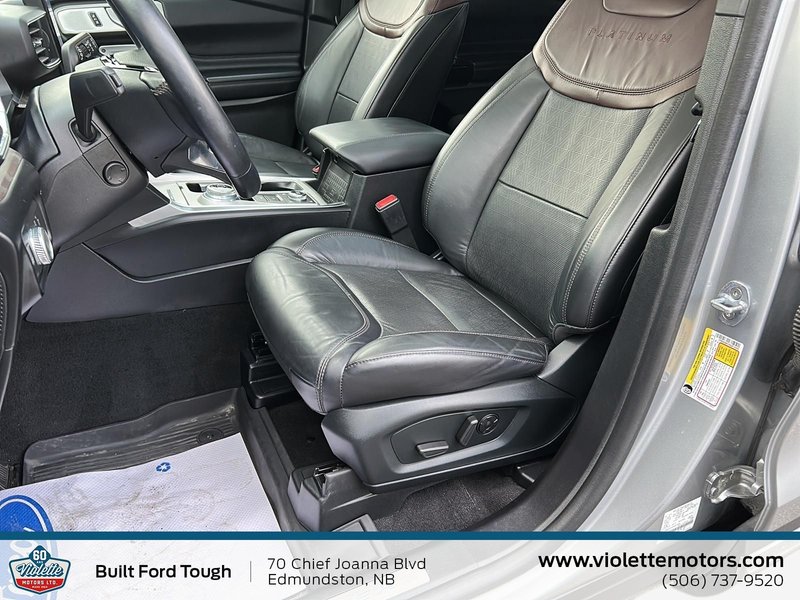 Ford Explorer Platinum 2022