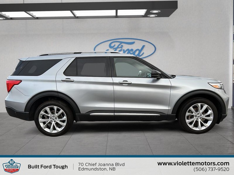 Ford Explorer Platinum 2022