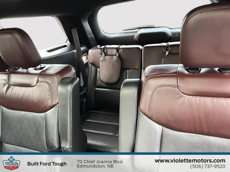 Ford Explorer Platinum 2022