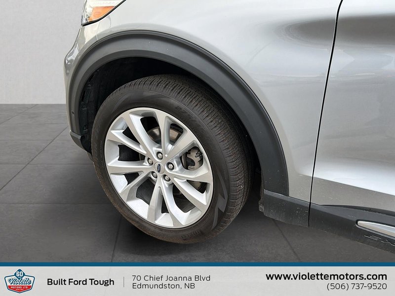 Ford Explorer Platinum 2022
