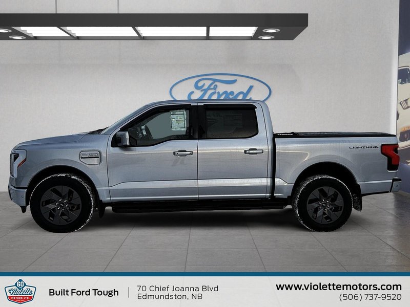 2022 Ford F-150 Lightning LARIAT