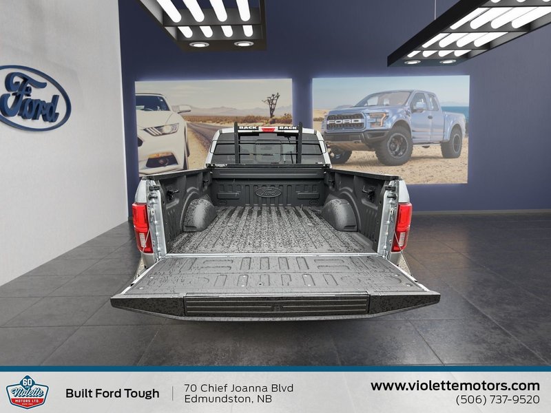 Ford F-150 LARIAT 2020