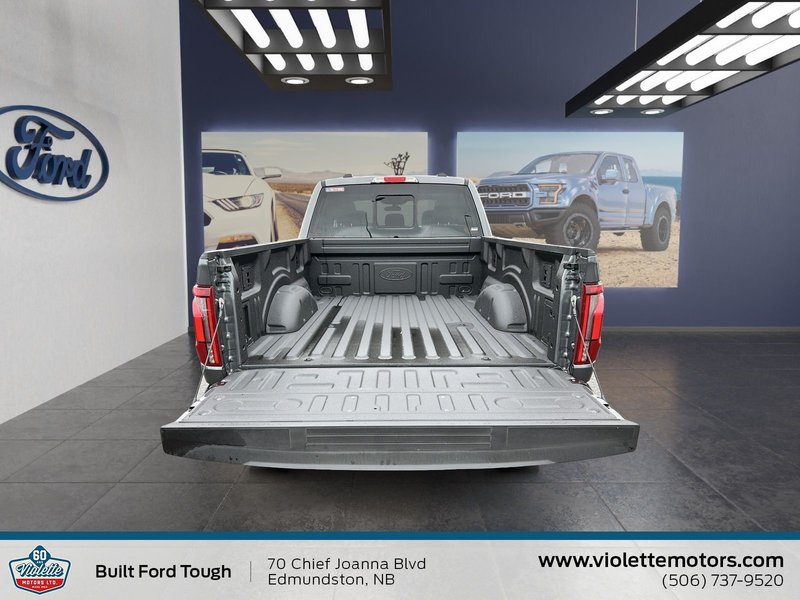 Ford F-150 LARIAT 2025