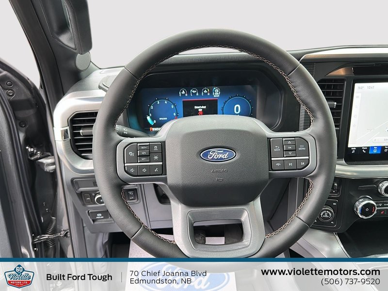 Ford F-150 LARIAT 2025