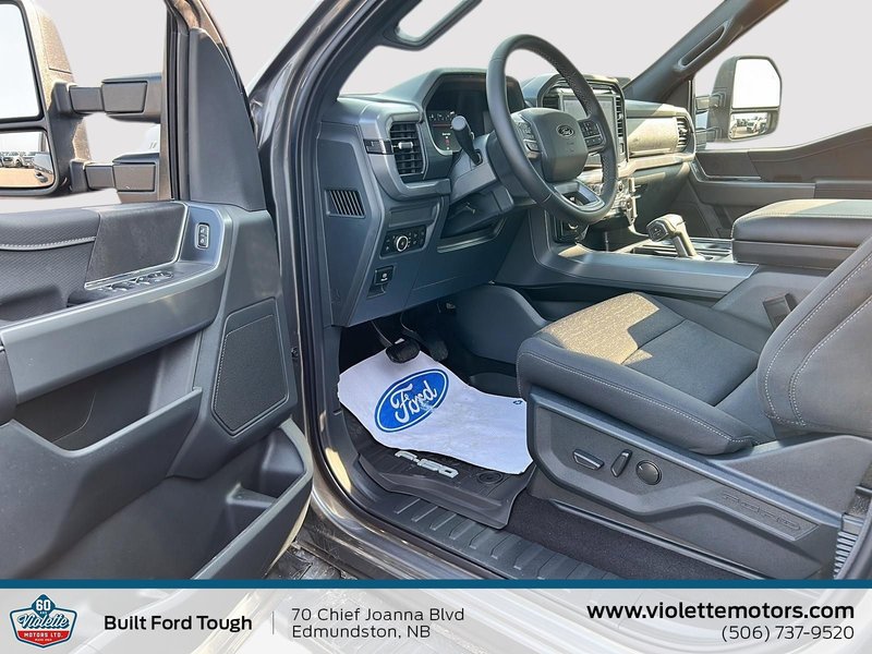 Ford F-150 XLT 2025