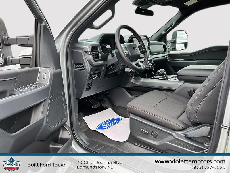 Ford F-150 XLT 2025