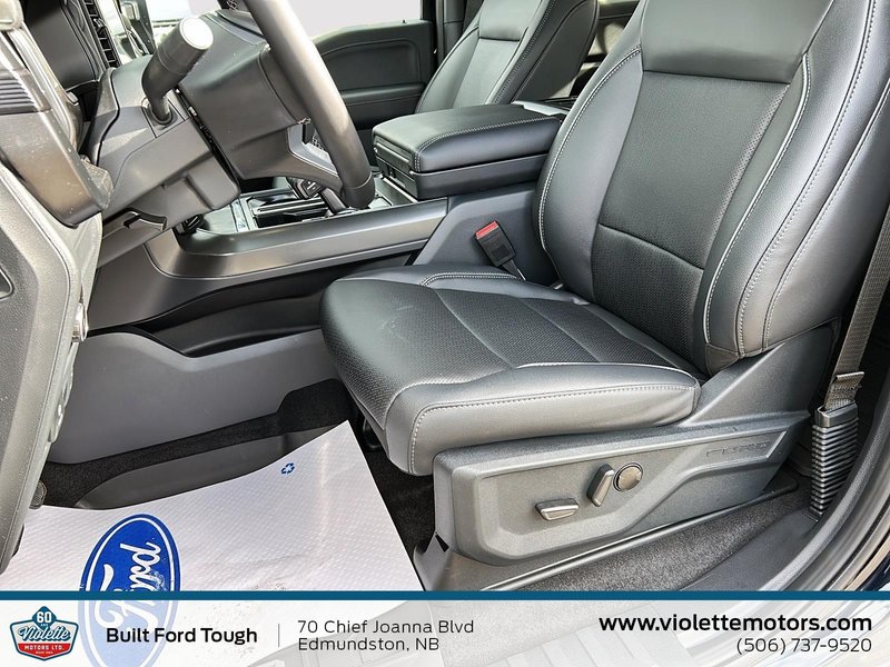 Ford F-150 LARIAT 2025