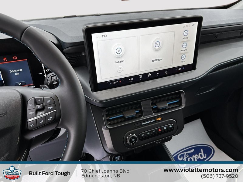 2026 Ford Maverick Lobo Standard