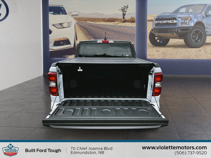 2026 Ford Maverick Lobo Standard