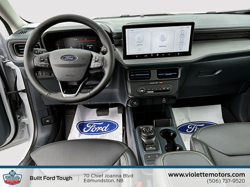 2026 Ford Maverick Lobo Standard