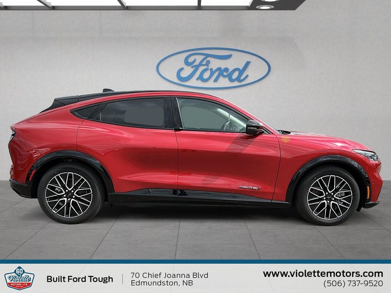 2024 Ford Mustang Mach-E PREMIUM