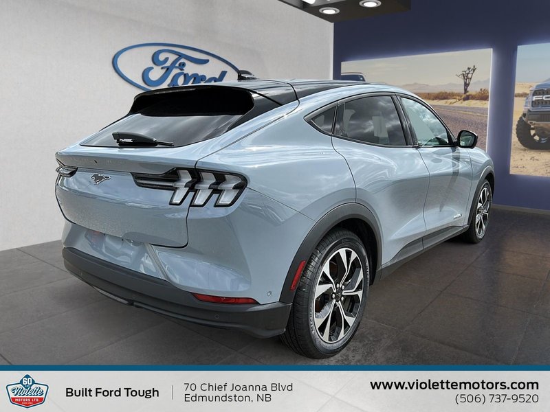 Ford Mustang Mach-E Select 2024