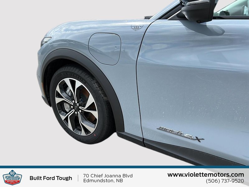 Ford Mustang Mach-E Select 2024