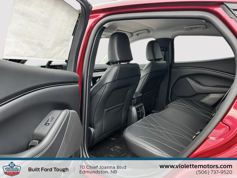 Ford Mustang Mach-E Select 2025