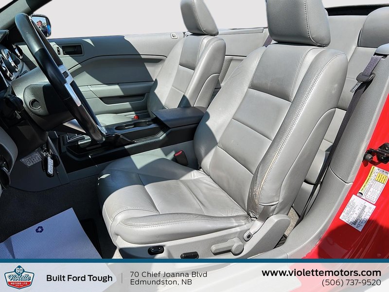 2006 Ford Mustang BASE