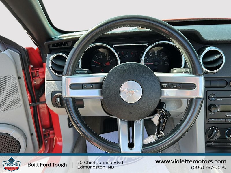 2006 Ford Mustang BASE