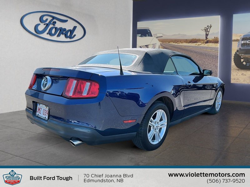 Ford Mustang V6 2010