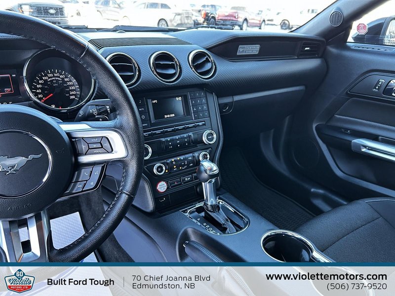 Ford Mustang V6 2015