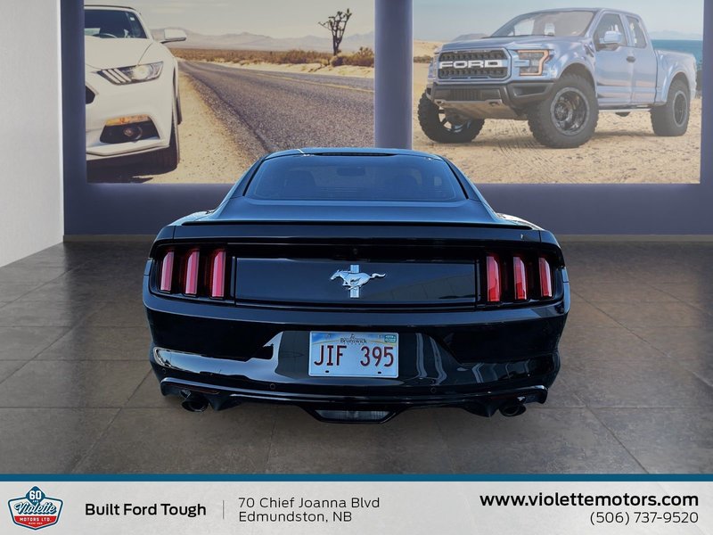 Ford Mustang V6 2015