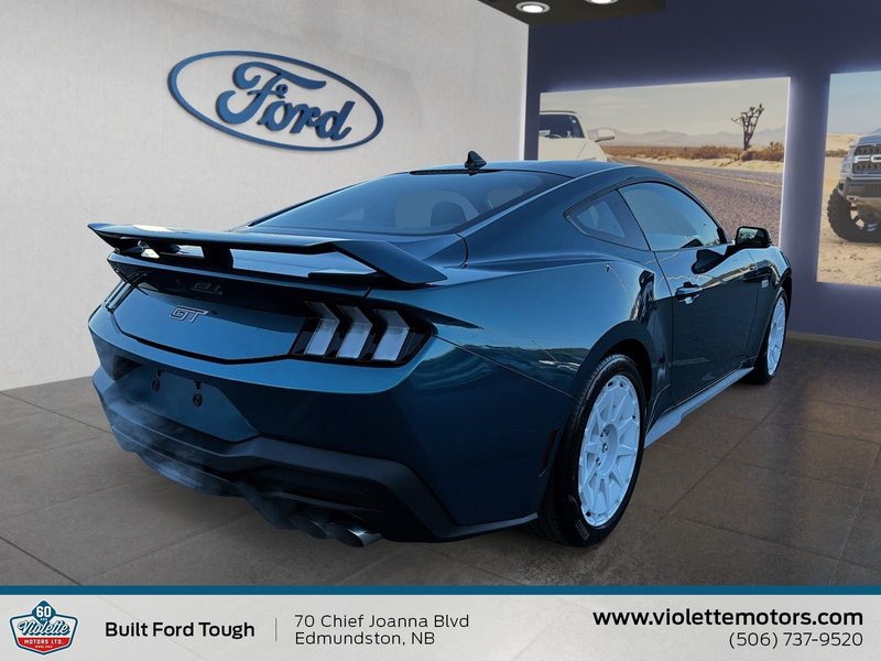 2026 Ford Mustang GT Premium