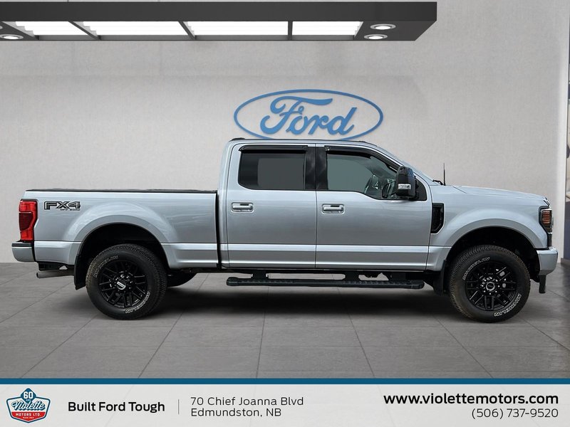 Ford Super Duty F-250 SRW LARIAT 2022
