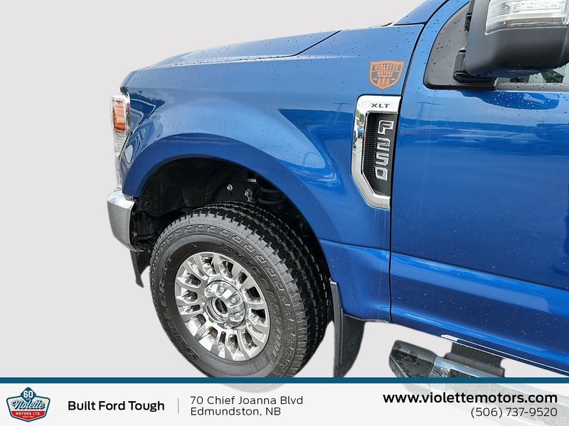 Ford Super Duty F-250 SRW XLT 2022