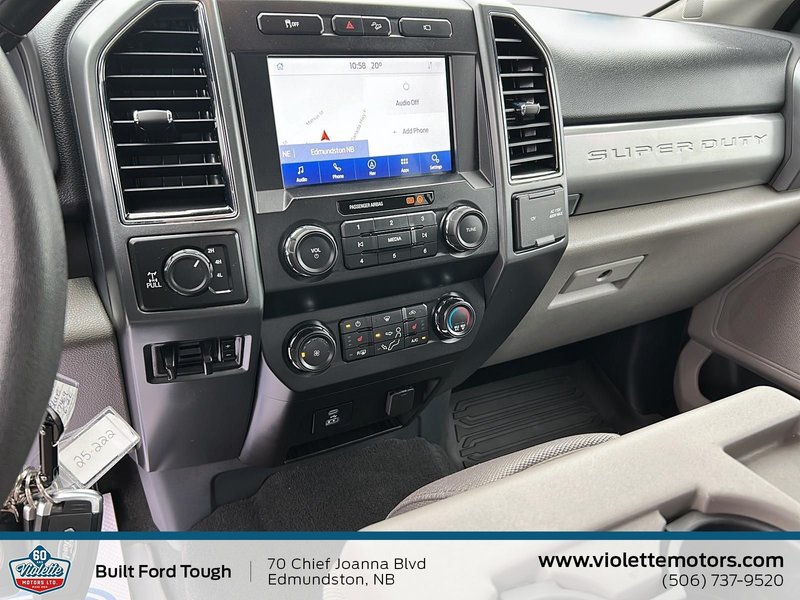 Ford Super Duty F-250 SRW XLT 2022