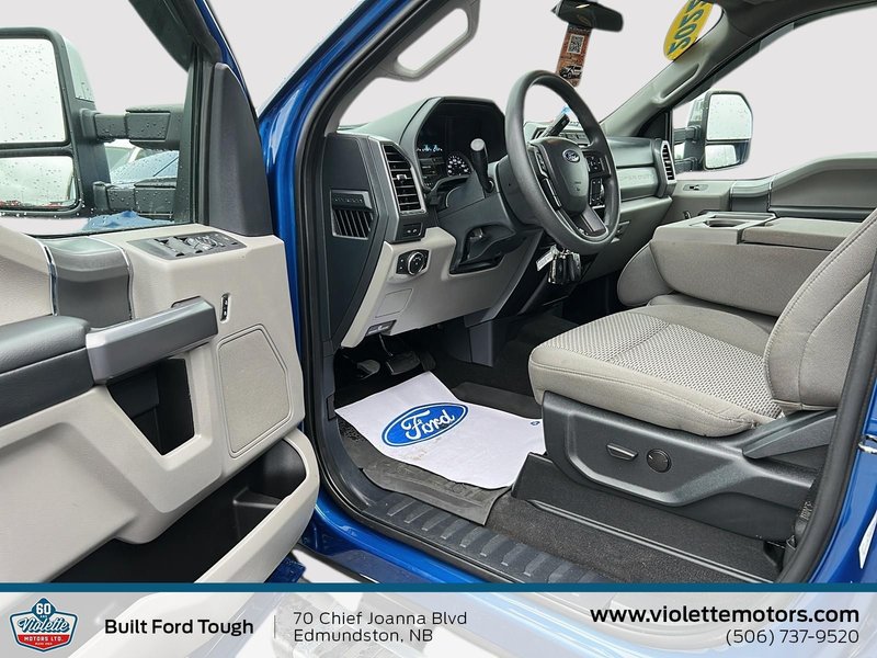 Ford Super Duty F-250 SRW XLT 2022