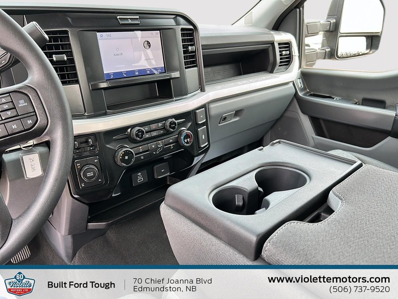 2025 Ford Super Duty F-250 SRW XL
