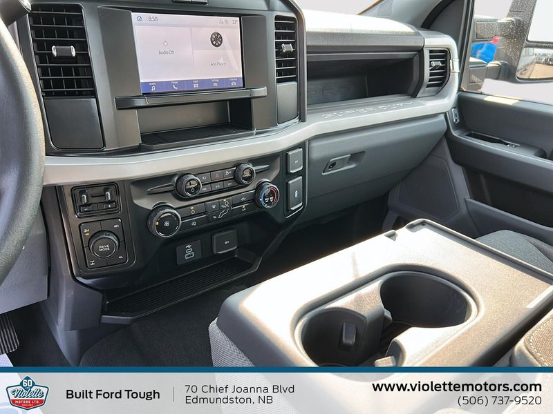 Ford Super Duty F-250 SRW  2025