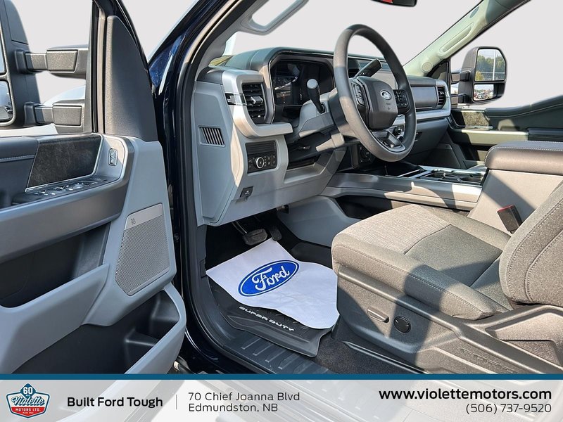 2025 Ford Super Duty F-250 SRW XLT