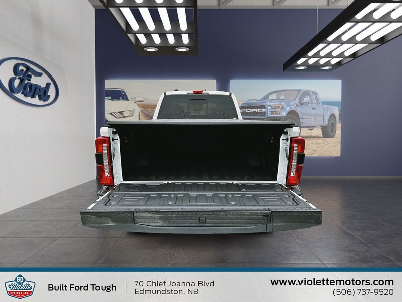2026 Ford Super Duty F-250 SRW LARIAT