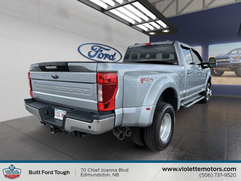 Ford Super Duty F-350 DRW XLT 2022