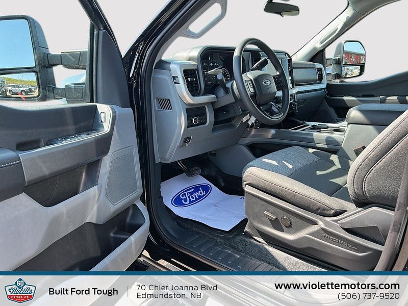 2025 Ford Super Duty F-350 DRW