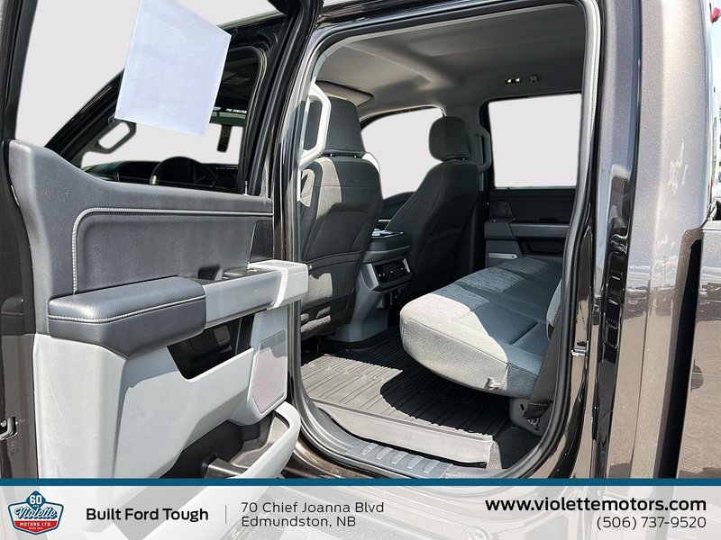 Ford Super Duty F-350 SRW XLT 2024