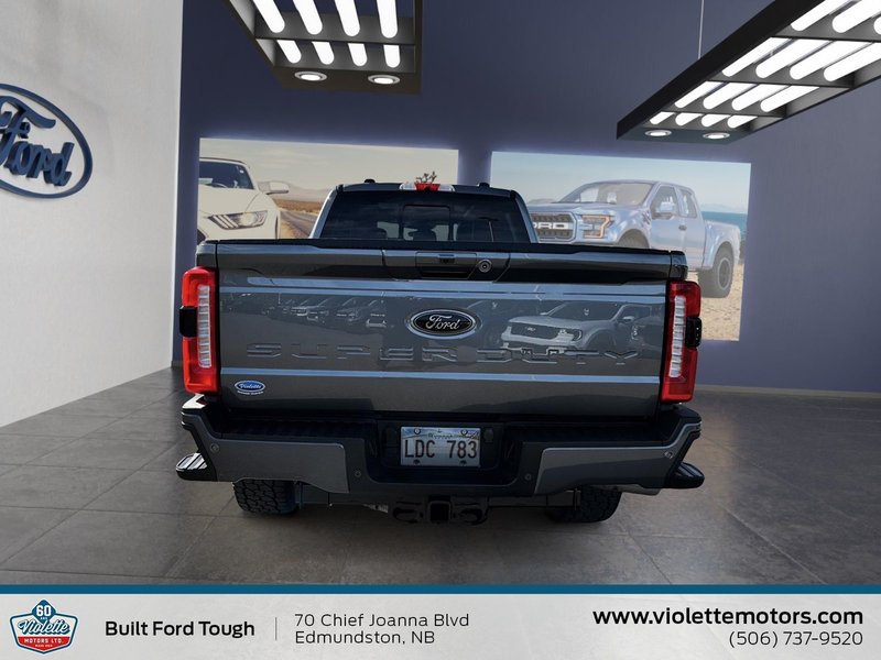 2024 Ford Super Duty F-350 SRW LARIAT